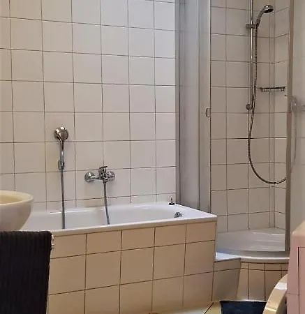 Gaestewohnung 4-raum Fuer 2-8 Personen شقة